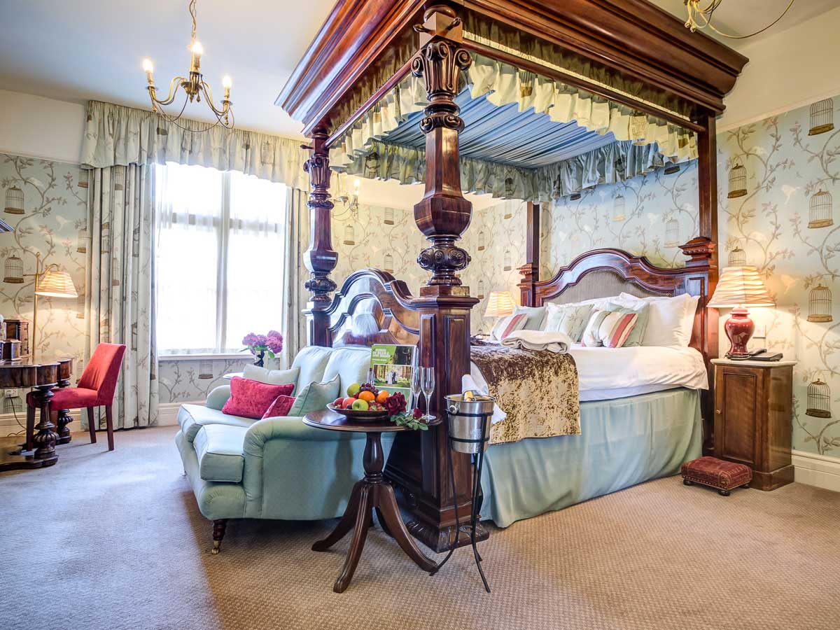 Master Four Poster Room | 3* Hotel Forest of Dean - The Speech House Hotel